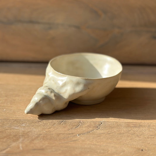 Kara konkylieskål, sand